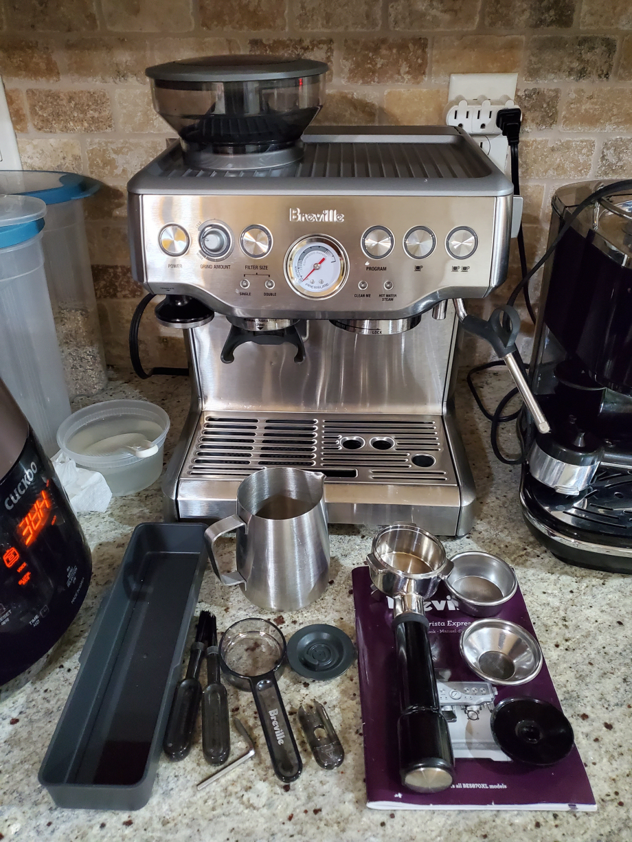 Breville BES870XL Barista Express Espresso Machine