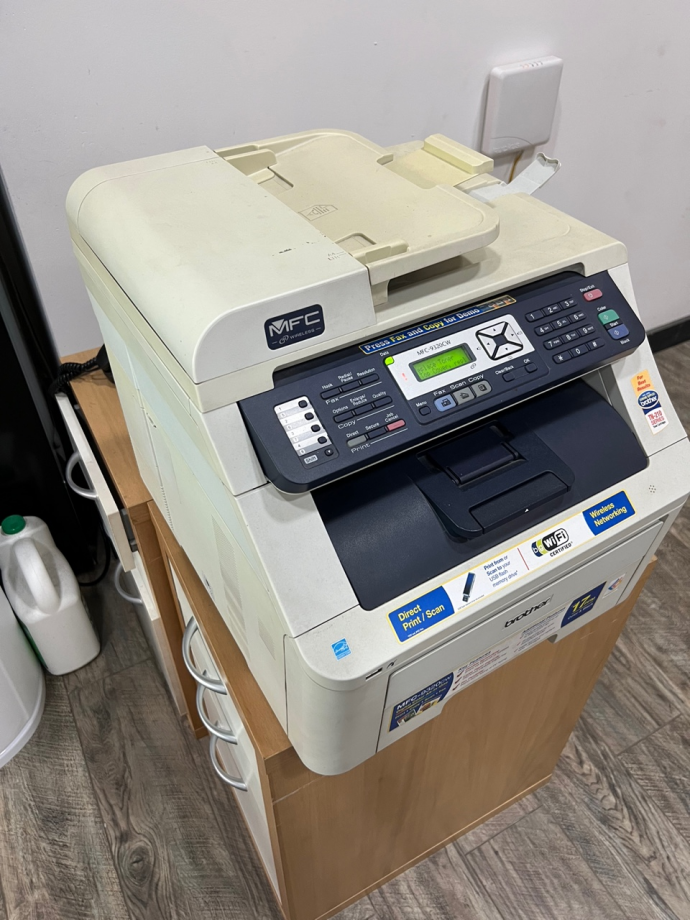 Brother MFC9320CW Color AllinOne printer w WIFI