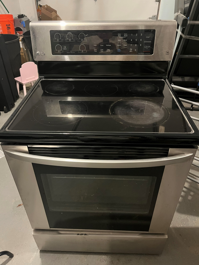 LG ELECTRIC RANGE