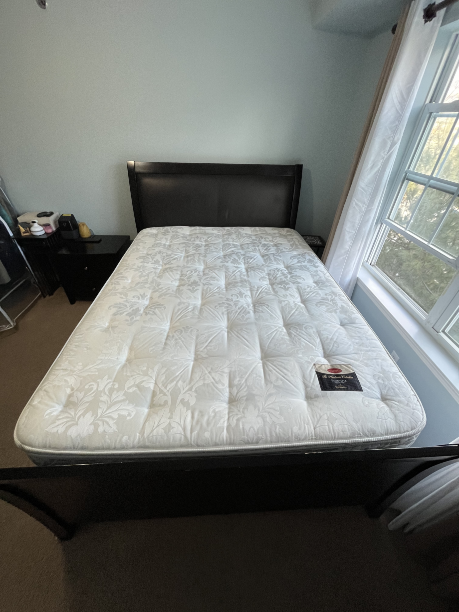 Bloomingdale Shifman handmade exquisite Bed set